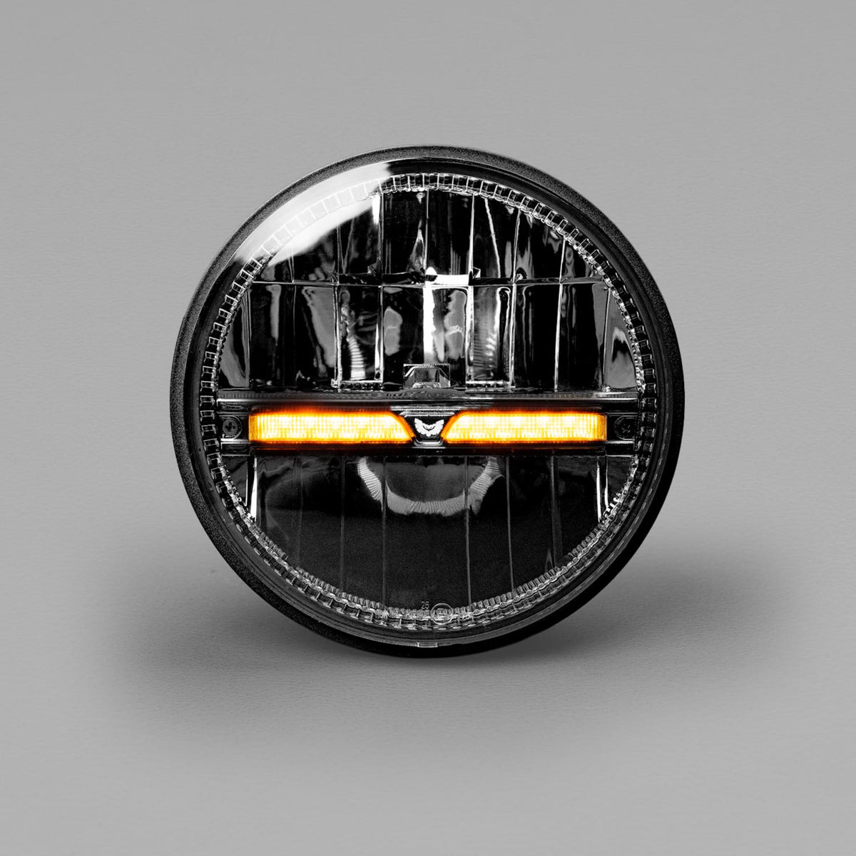 STEDI Homage 7" LED Headlight, DRL & Indicator (Black / 5700K) - ST-45-HBI-071